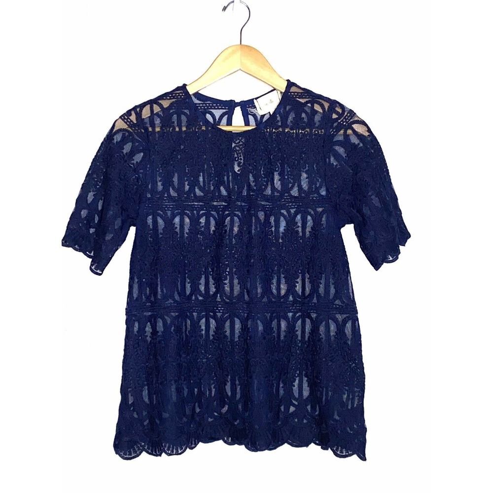 En Elle Navy Blue Lace Sheer Embroidery Short Sleeves Top Size 4 !